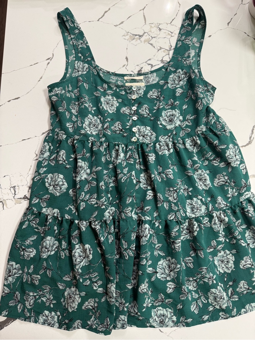 Urban Outfitters Green Floral Tiered Sundress size medium